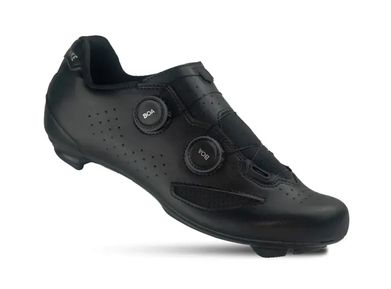 Lake CX190-X Wide Cycling Shoes in Black/Silver