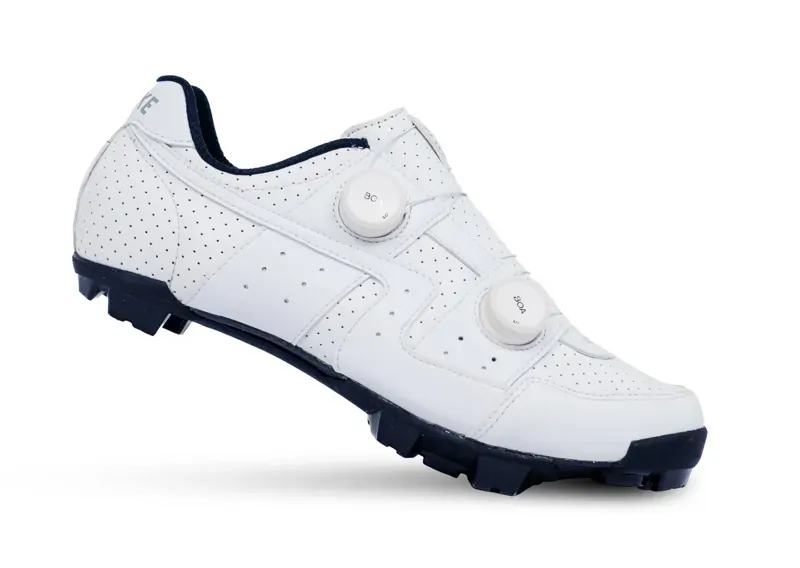 Lake MX30G Gravel Shoes in White/White Microfiber